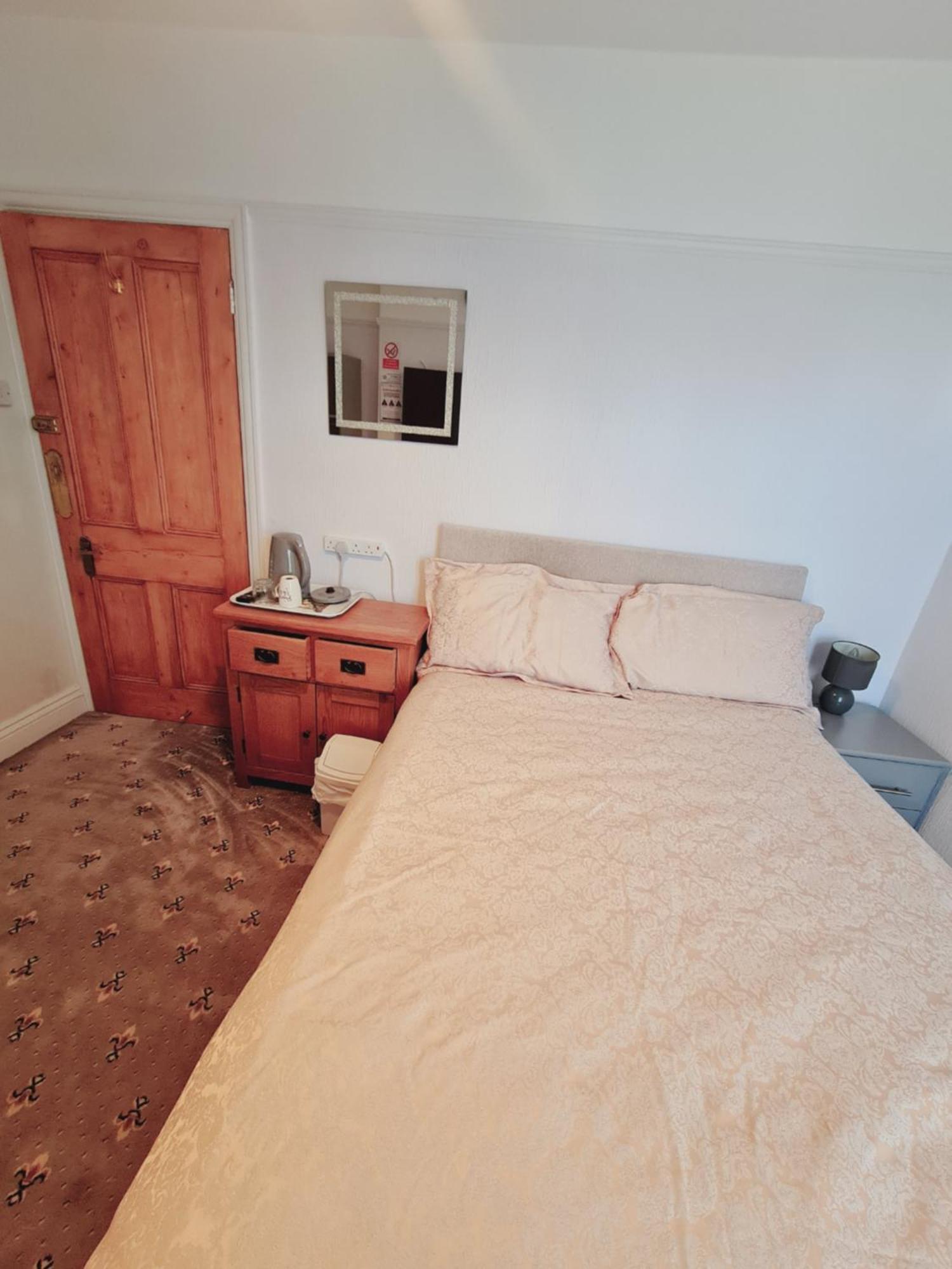 Thornbury Accommodation Burnham-on-Sea Exterior foto